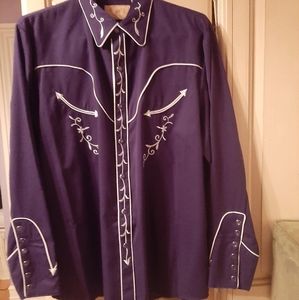 Never worn scully long sleeve!